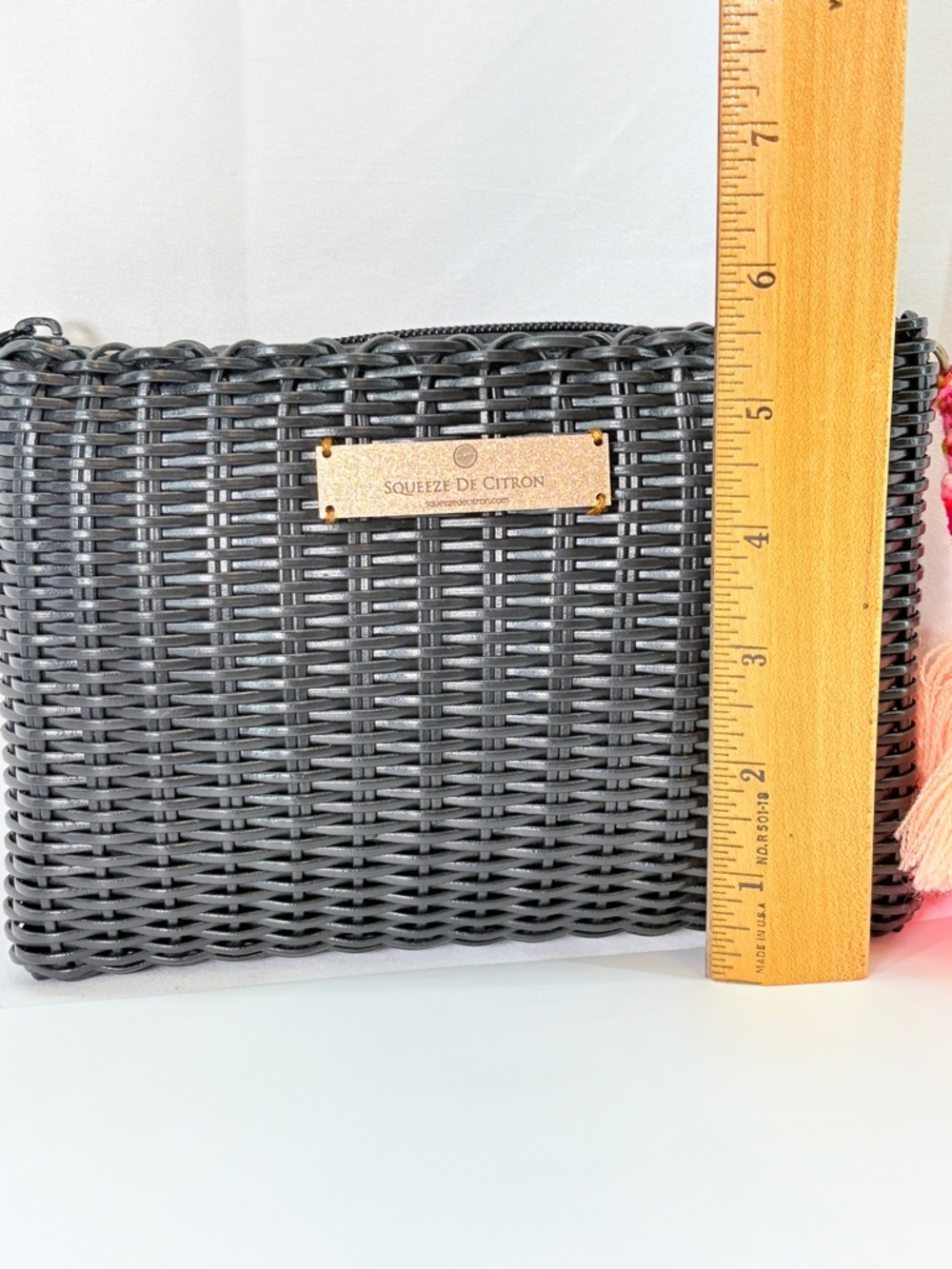 Squeeze De Citron Black Handcrafted Woven Clutch Fun Layered Tassel Summer Style - Picture 8 of 10